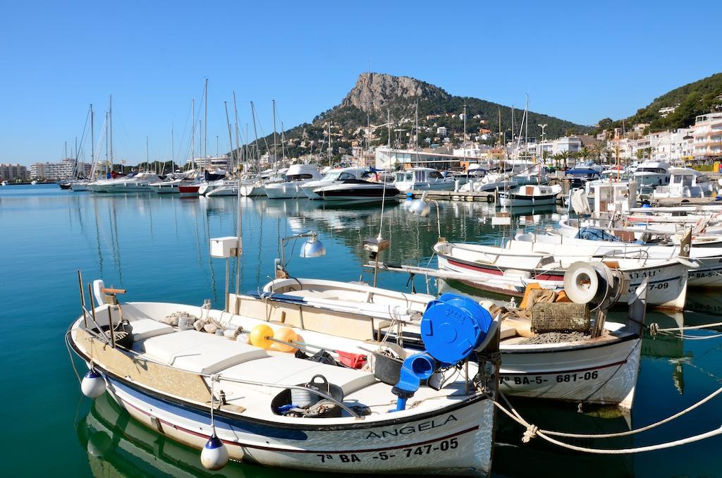 Nautic Apartment Torroella De Montgri Exterior photo