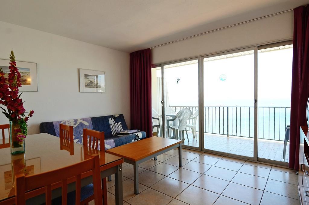 Nautic Apartment Torroella De Montgri Room photo